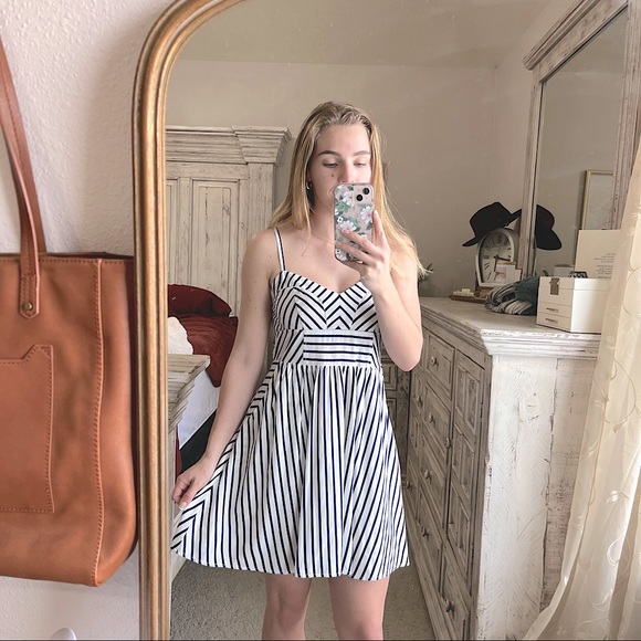 Express Dresses & Skirts - EXPRESS SMALL MINI SUMMER DRESS NAVY WHITE STRIPED